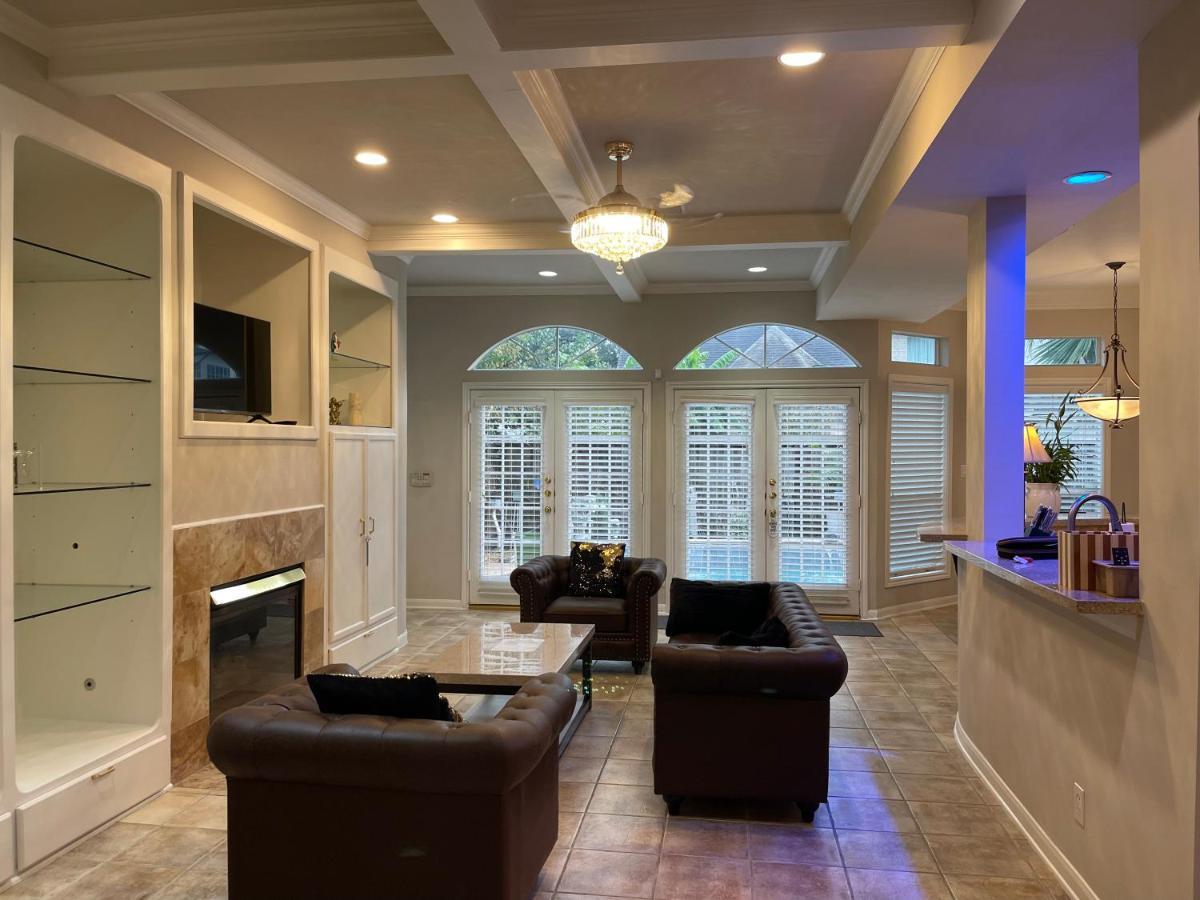 Insperit Home At Galleria With Heated Pool Spa 休斯敦 外观 照片